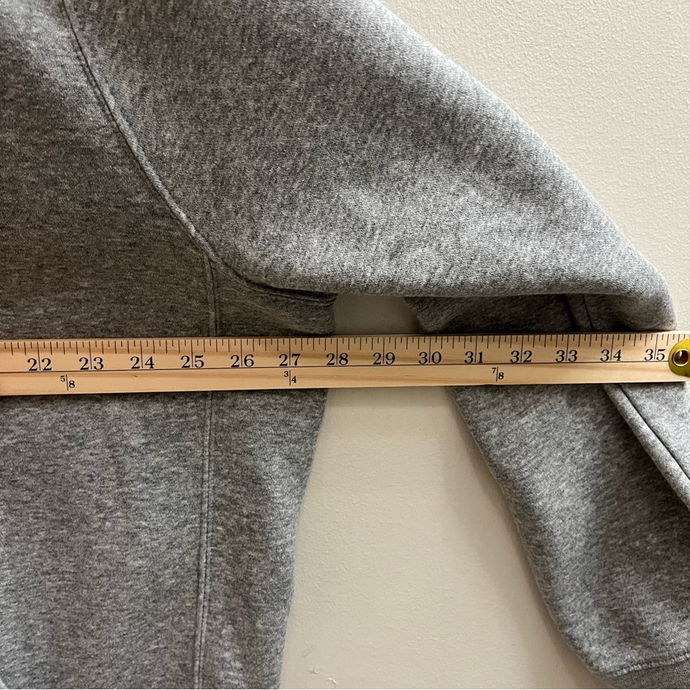 Nike Men's Sportswear Club Fleece
Hoodie Gray Size XL - Picture 7 of 10